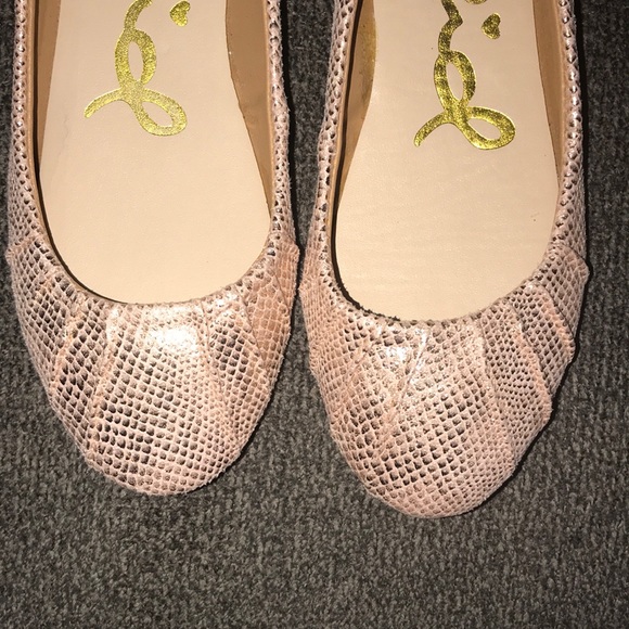 Pink ballet flats - Picture 2 of 2